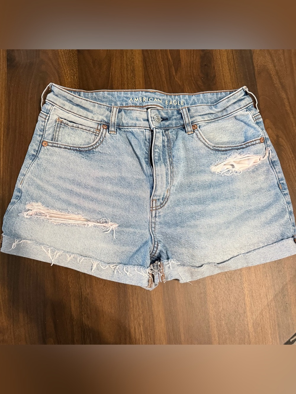 SOLD American eagle mom shorts